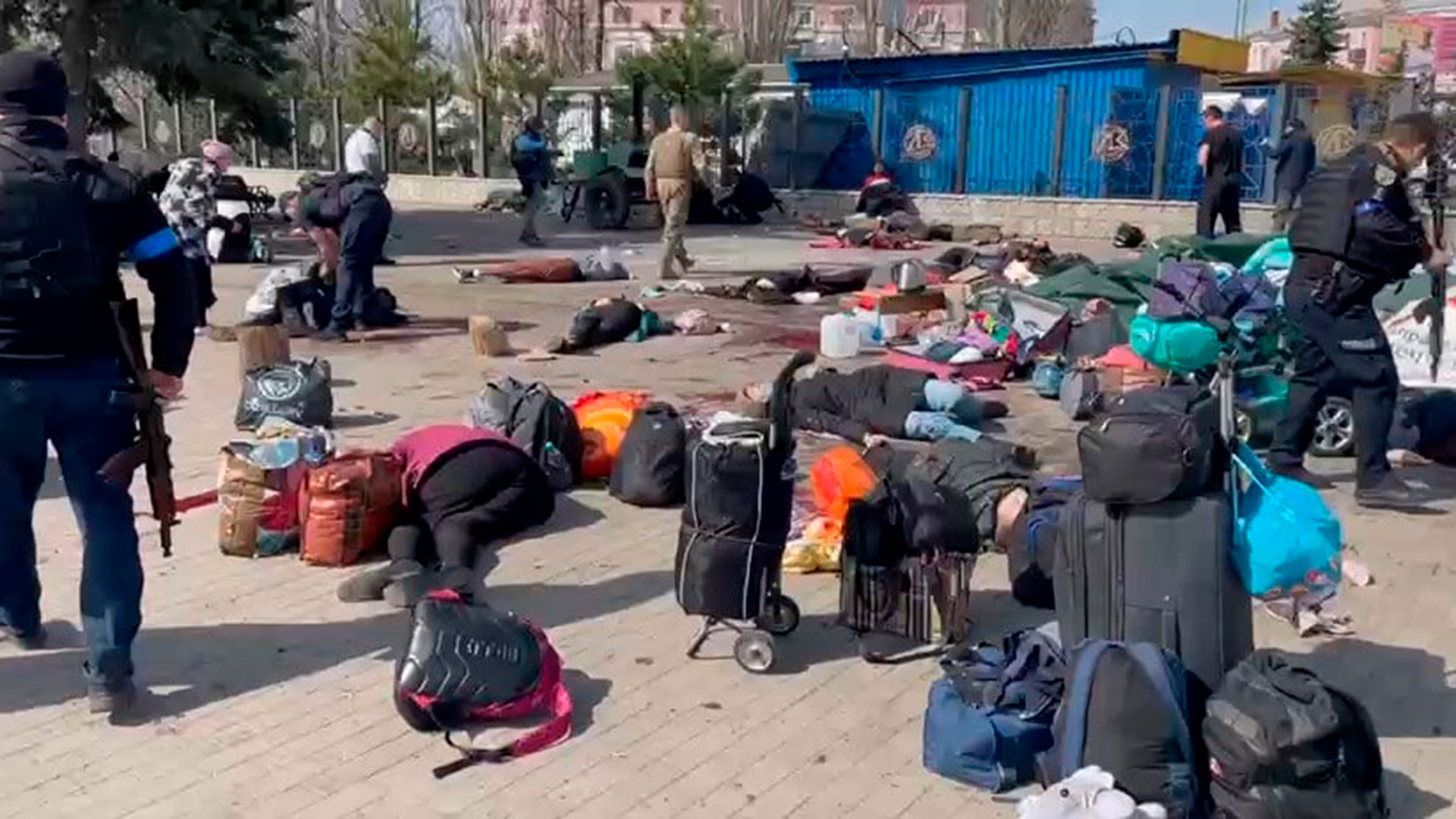 Rusia atacó una estación de trenes y murieron más de 50 personas