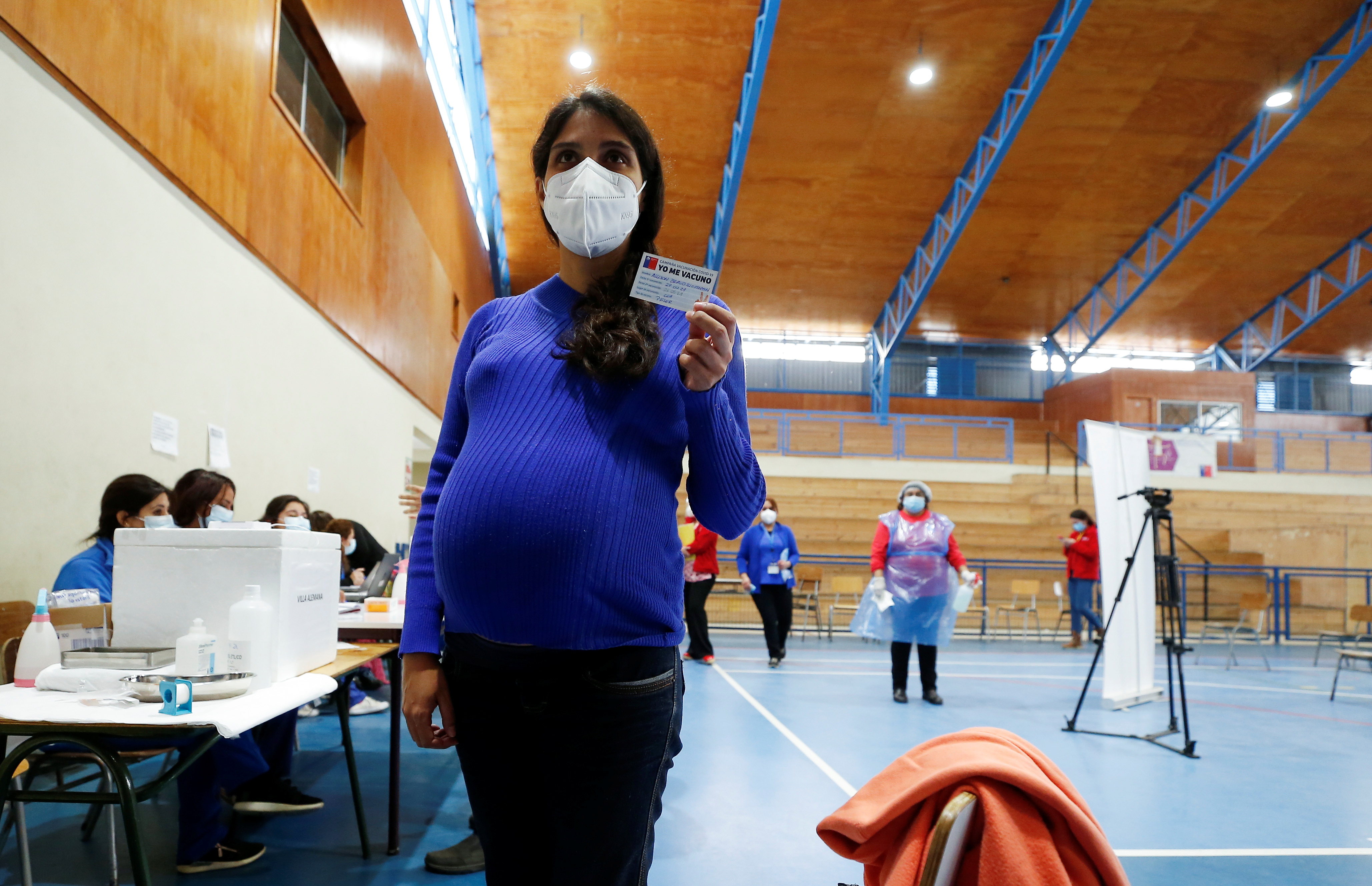 Los investigadores de Canadá sugieren que se hagan estudios similares al que hicieron con participantes que hayan recibido vacunas desarrolladas por otros productores/ REUTERS/Rodrigo Garrido