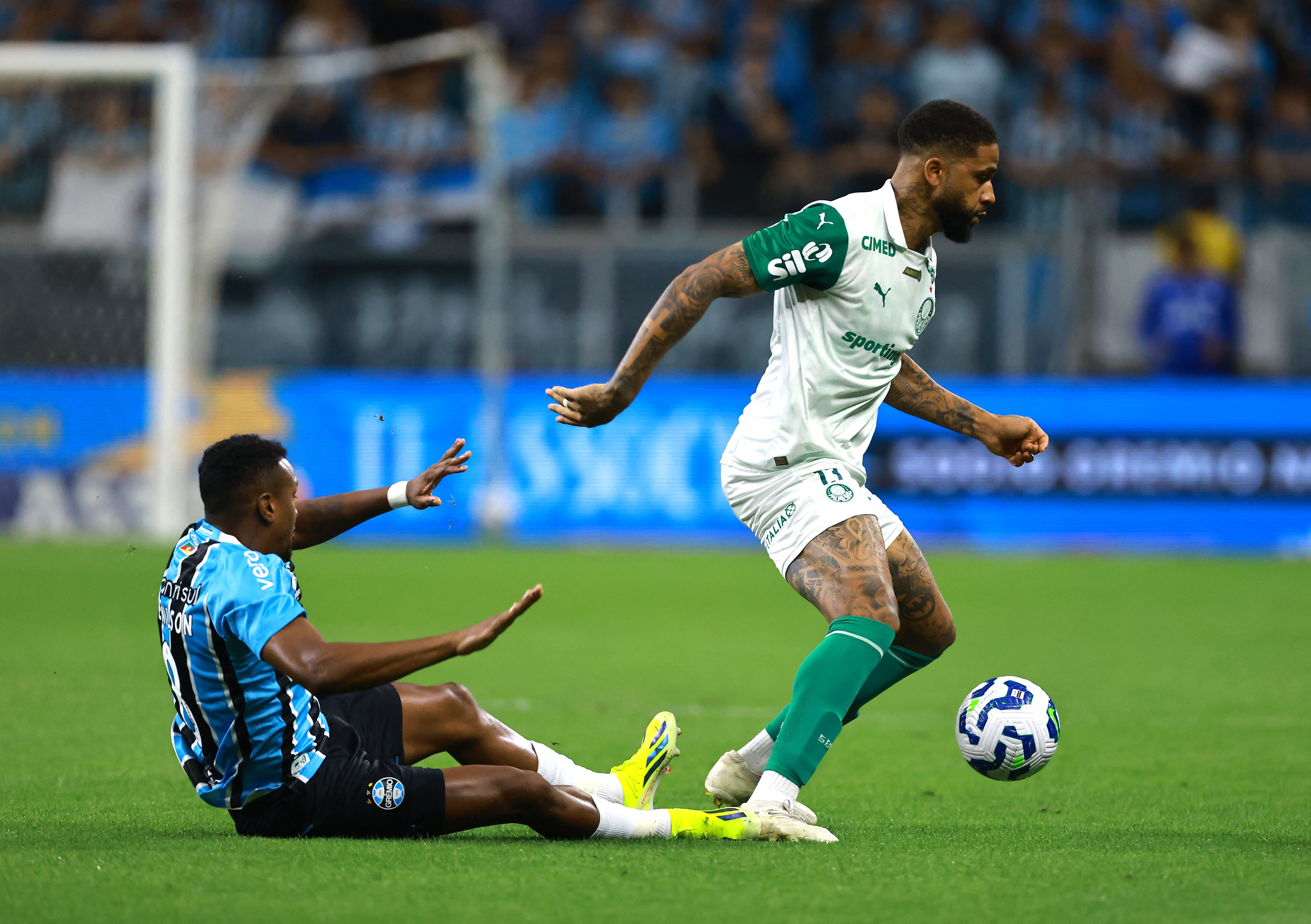 Detuvieron a un policía por la muerte de la mujer durante una pelea entre trapitos y clientes de un bar en Mendoza