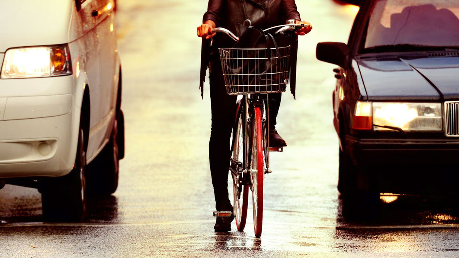 Adiós al transporte público: 5 accesorios para sacarle el máximo partido a  tu bicicleta