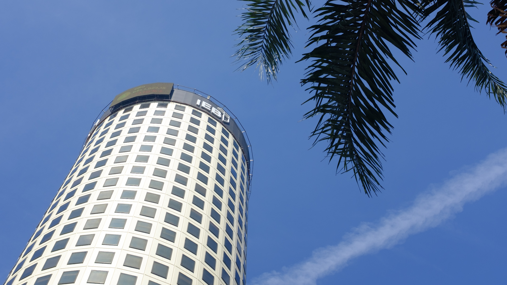 Ayer la CNV y la UIF hicieron inspecciones en dos sociedades de Bolsa porteñas (Adrián Escandar)