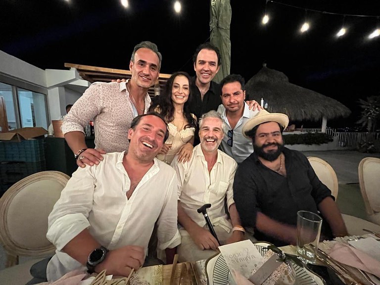 Hace unos días, compartió junto a sus amigos y colegas durante la boda de Marimar Vega. (Foto: Instagram/@matimarvega)