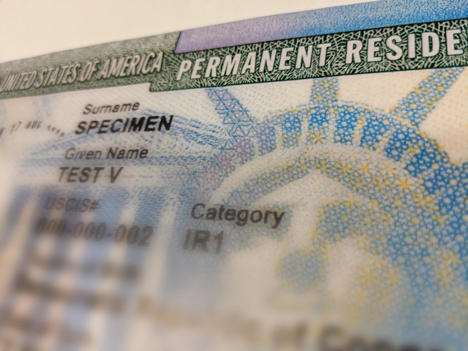 Los extranjeros que residen de forma legal en EEUU y cumplen los requisitos generales recibirán su cheque de ayuda (Foto: Archivo)