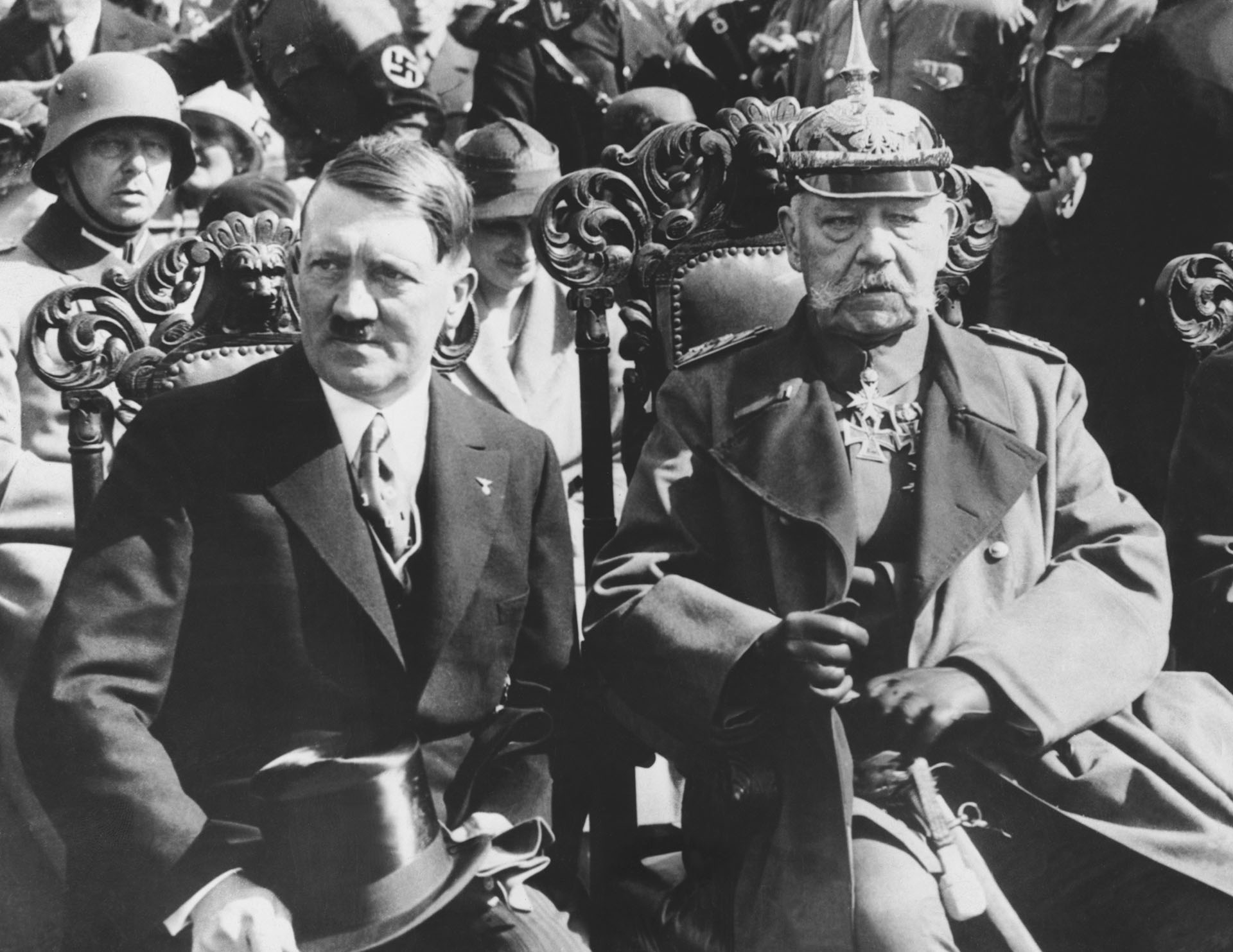 El Día Que Hitler Se Convirtió En Führer La Visita A Un Moribundo La Firma Urgente De Un 1009