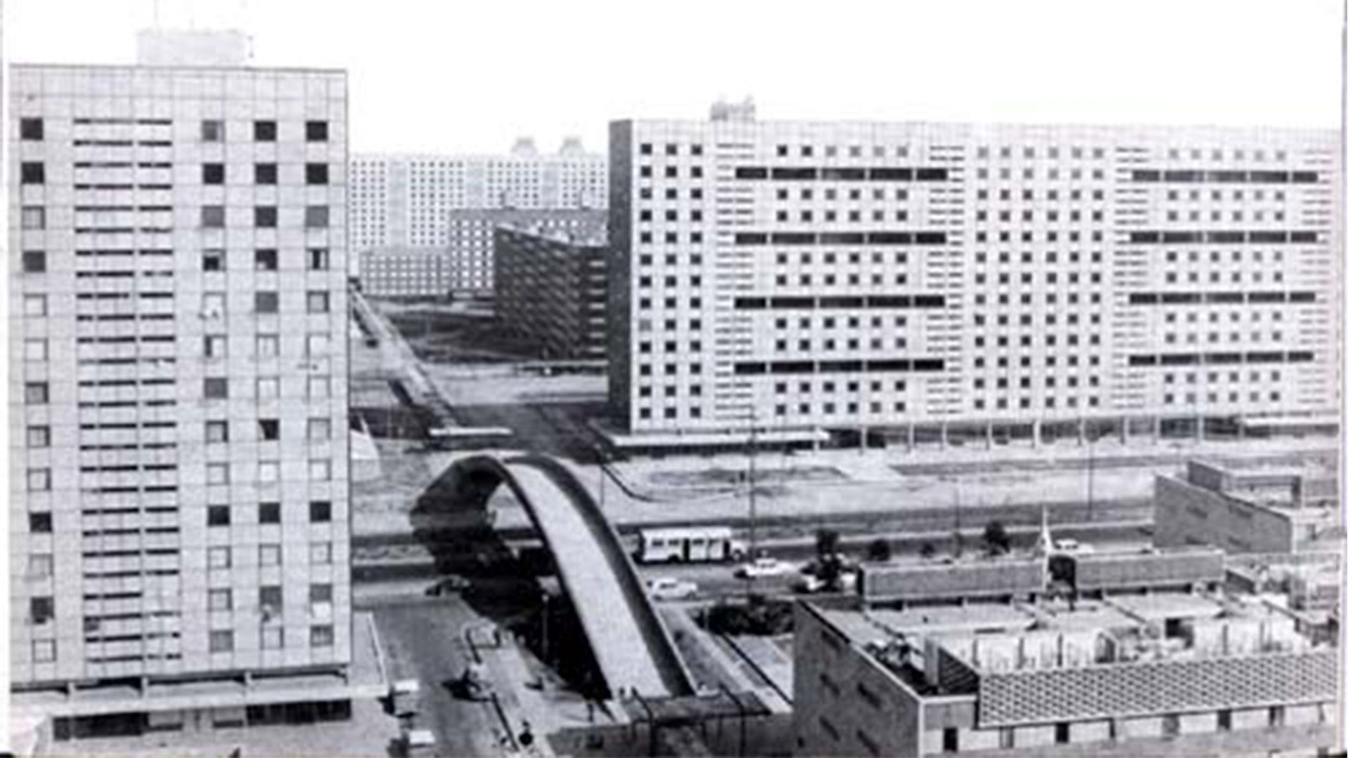 Así se veía la unidad habitacional de Tlatelolco cuando se inauguró en 1964  - Infobae