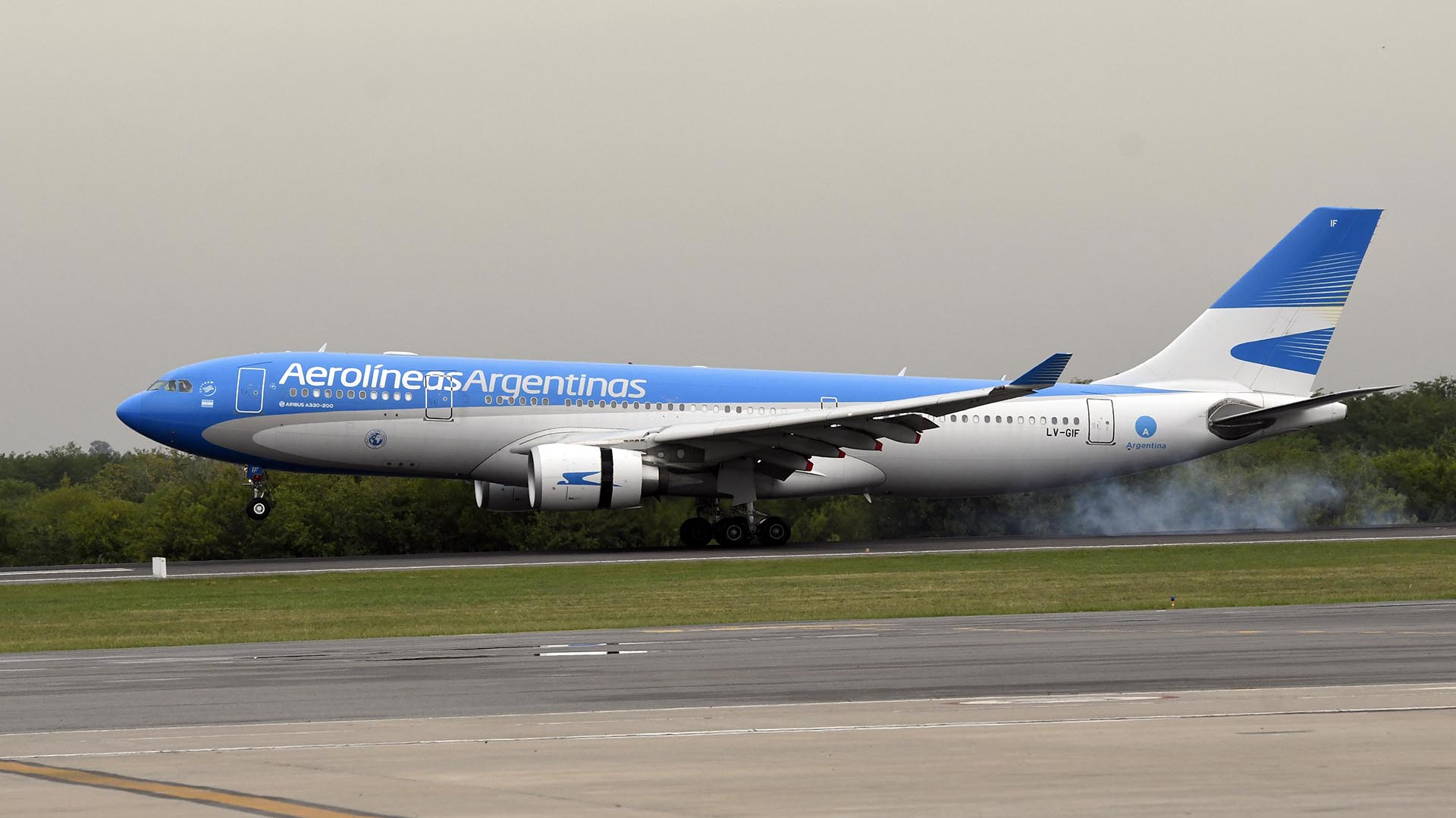 Aerolíneas Argentinas volverá a tener un vuelo por día hacia Madrid. Foto: Analia Garelli/cbri