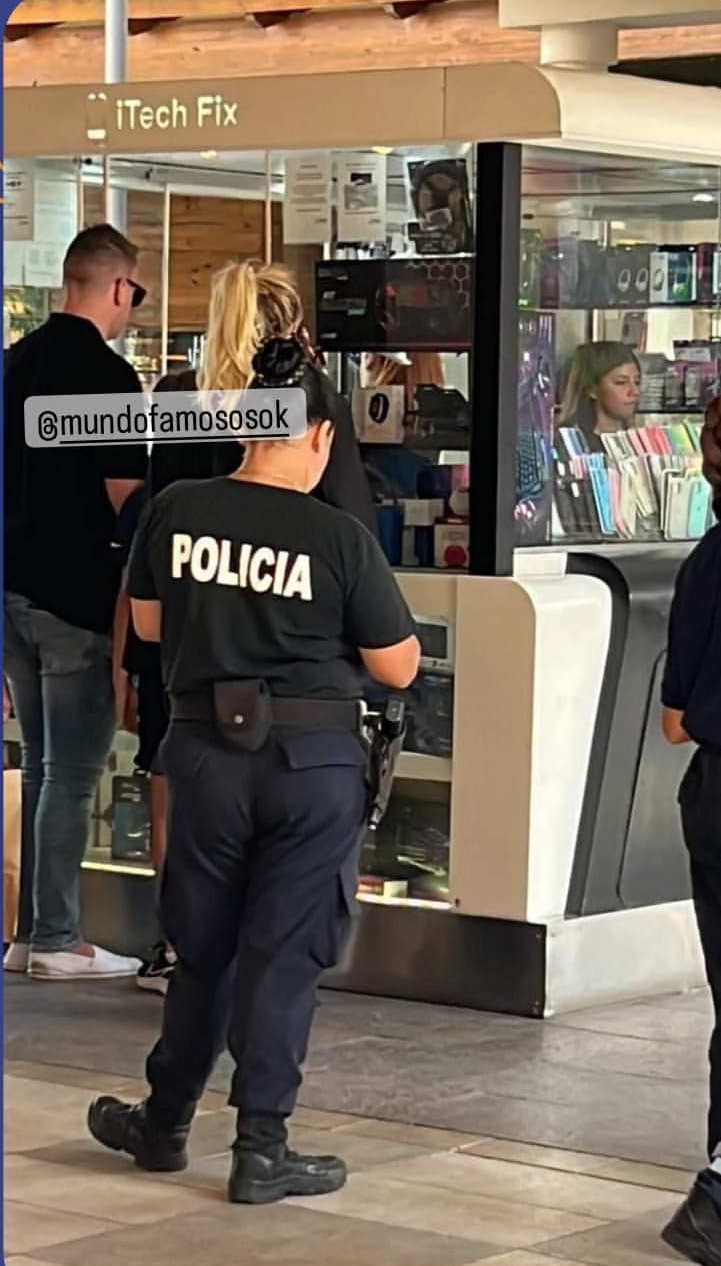 Wanda Nara y Maxi López en un shopping de Pilar (Foto: @mundofamososok)