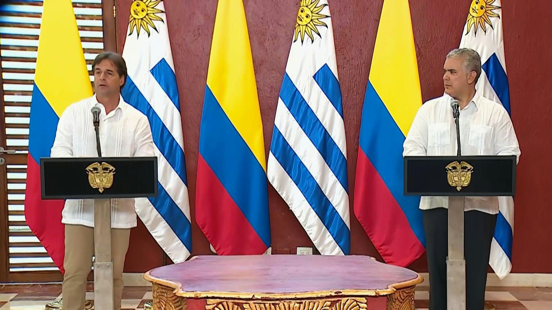El presidente saliente de Colombia, Iván Duque, y su par uruguayo, Luis Lacalle, firmaron el viernes un tratado de extradición en la lucha contra el crímen, según anunciaron ambos mandatarios al cierre de un encuentro en la caribeña Cartagena.