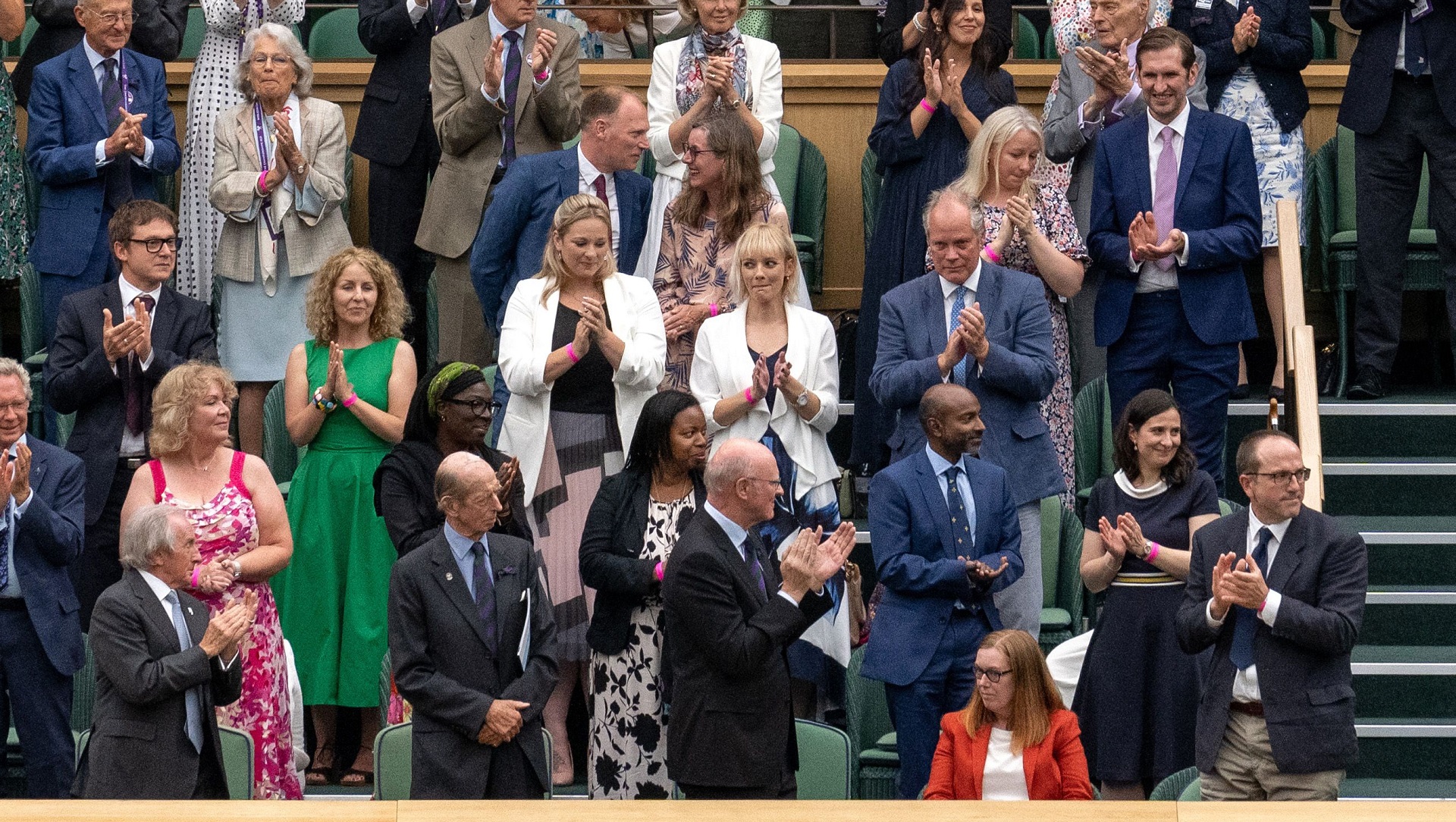 La ovación de pie en Wimbledon a Sarah Gilbert, la científica que lideró el desarrollo de la vacuna de Oxford