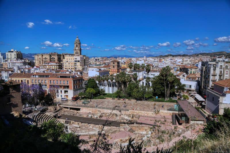 Málaga, situada sobre el mar Mediterráneo, es una ciudad turística que también atrae por la accesibilidad para personas mayores. (Imagen: gentileza Ayuntamiento de Málaga)
