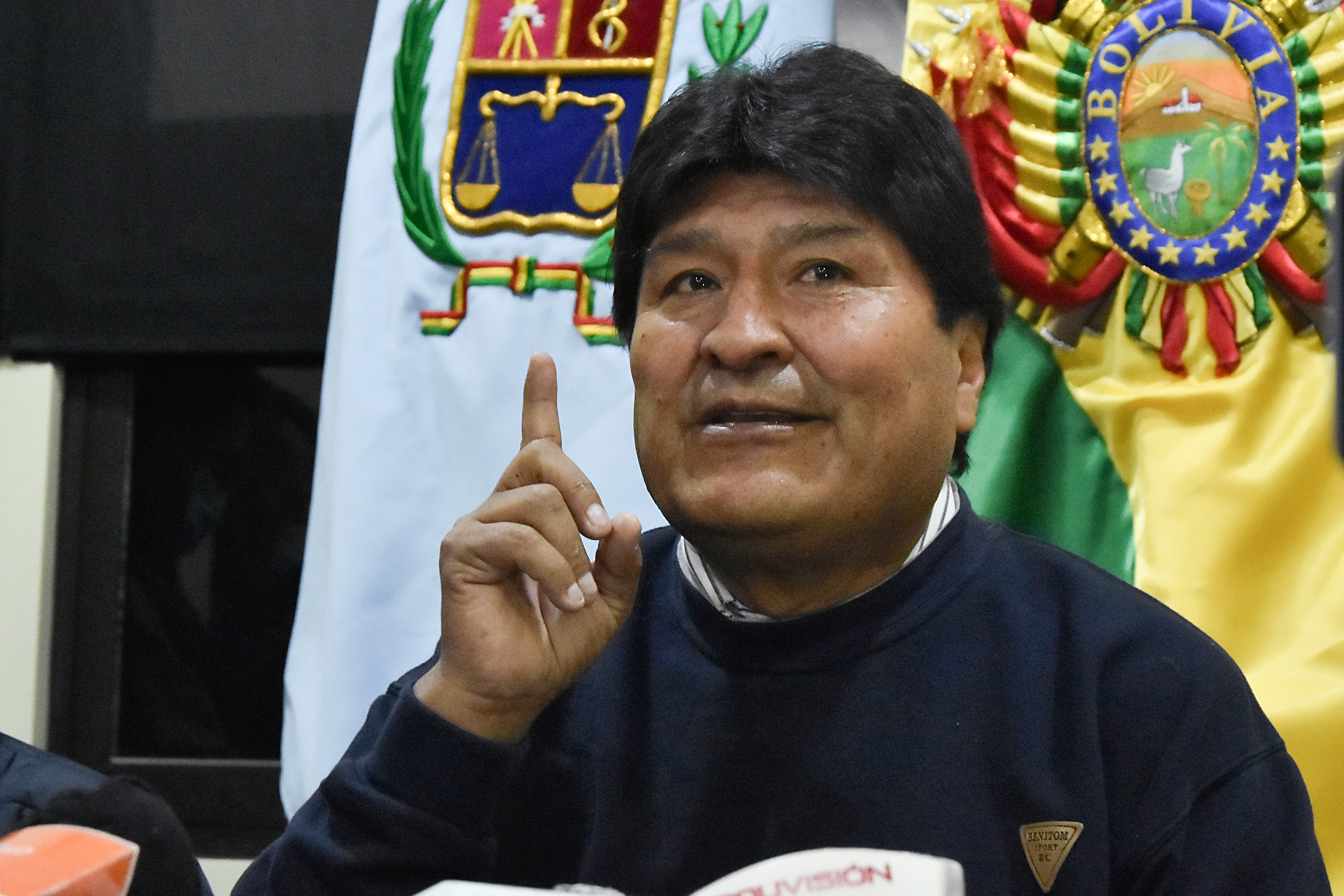 El diputado Rolando Cuéllar tildó a Evo Morales de "dictador" (REUTERS/Patricia Pinto)