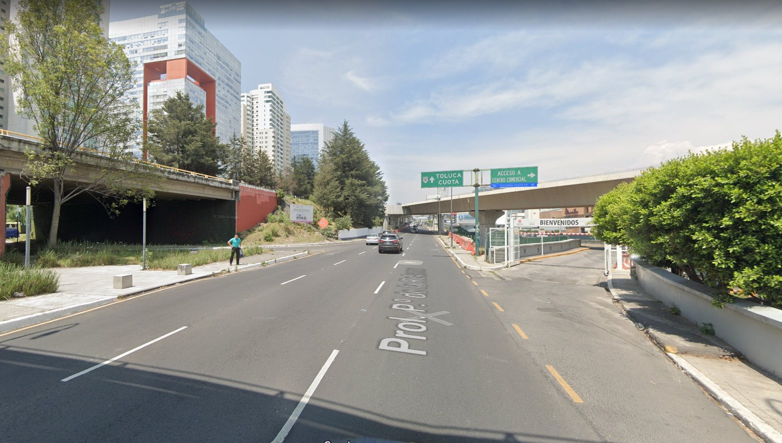 El puente cerca del Centro Comercial Santa Fe, es probablemente el más popular de la película (Foto: Google Maps)