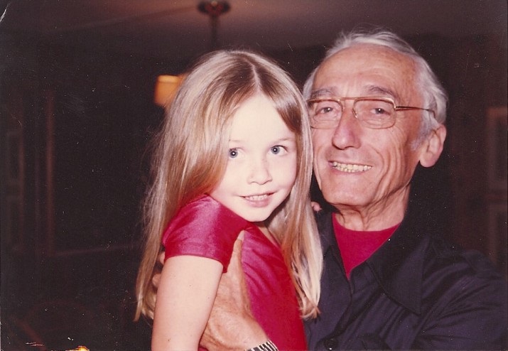 Alexandra Cousteau aprendió a bucear a los siete años junto a su abuelo 