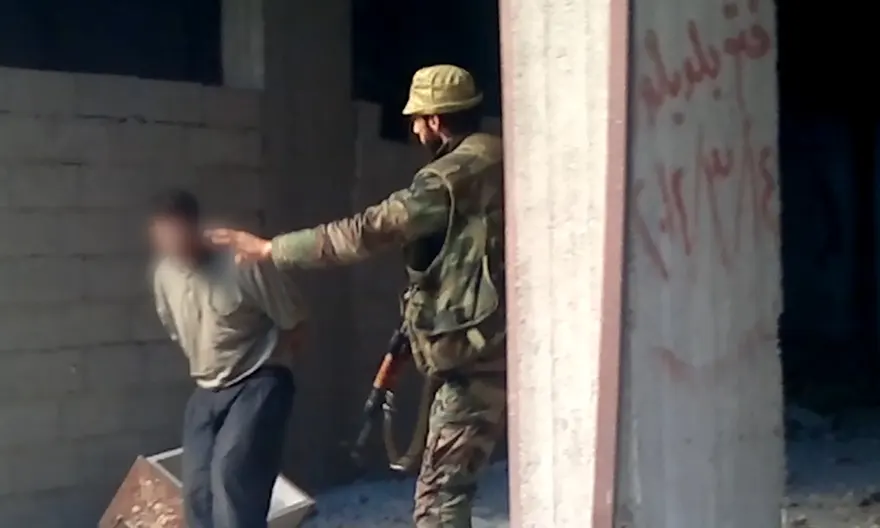 Tras la difusión del video, que muestra imágenes de 2013, el Departamento de Estado de EEUU repudió las acciones de los efectivos sirios y condenó la ejecución sumaria de civiles