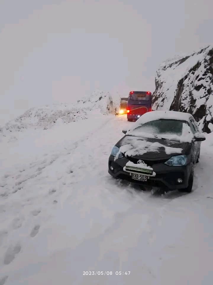 Vehículos que regresaban al centro del Cusco sufrieron dificultades para trasladarse por la carretera | Primera Hora Quillabamba/Wylli Borda