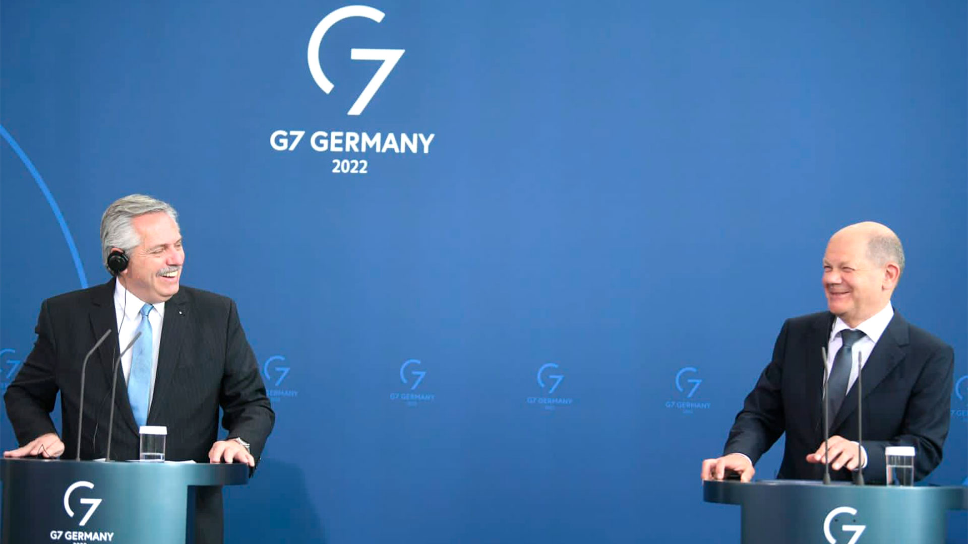 Alberto Fernández junto al canciller alemán Olaf Olaf Scholz durante su última visita a Alemania 