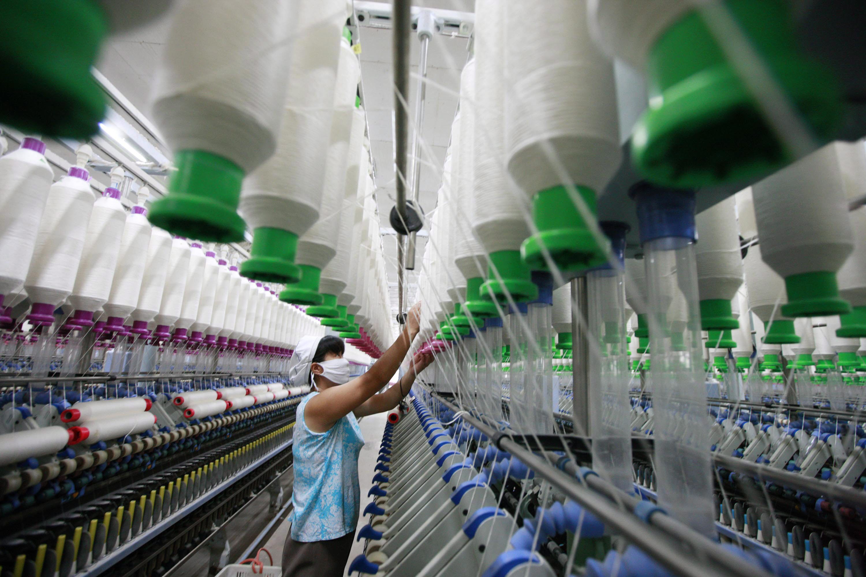 En los primeros cinco meses de este año, se importaron un 35% más toneladas de productos de toda la cadena textil que en el año anterior (EFE/Woo He/Archivo)
