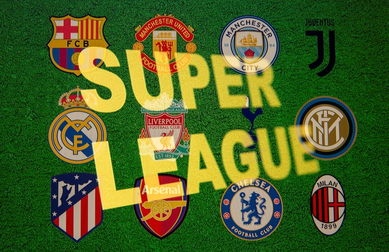 El nombre en inglés de la Superliga sobre los escudos de sus 12 equipos de fútbol miembros en esta imagen de ilustración tomada el 19 de abril de 2021. REUTERS/Dado Ruvic