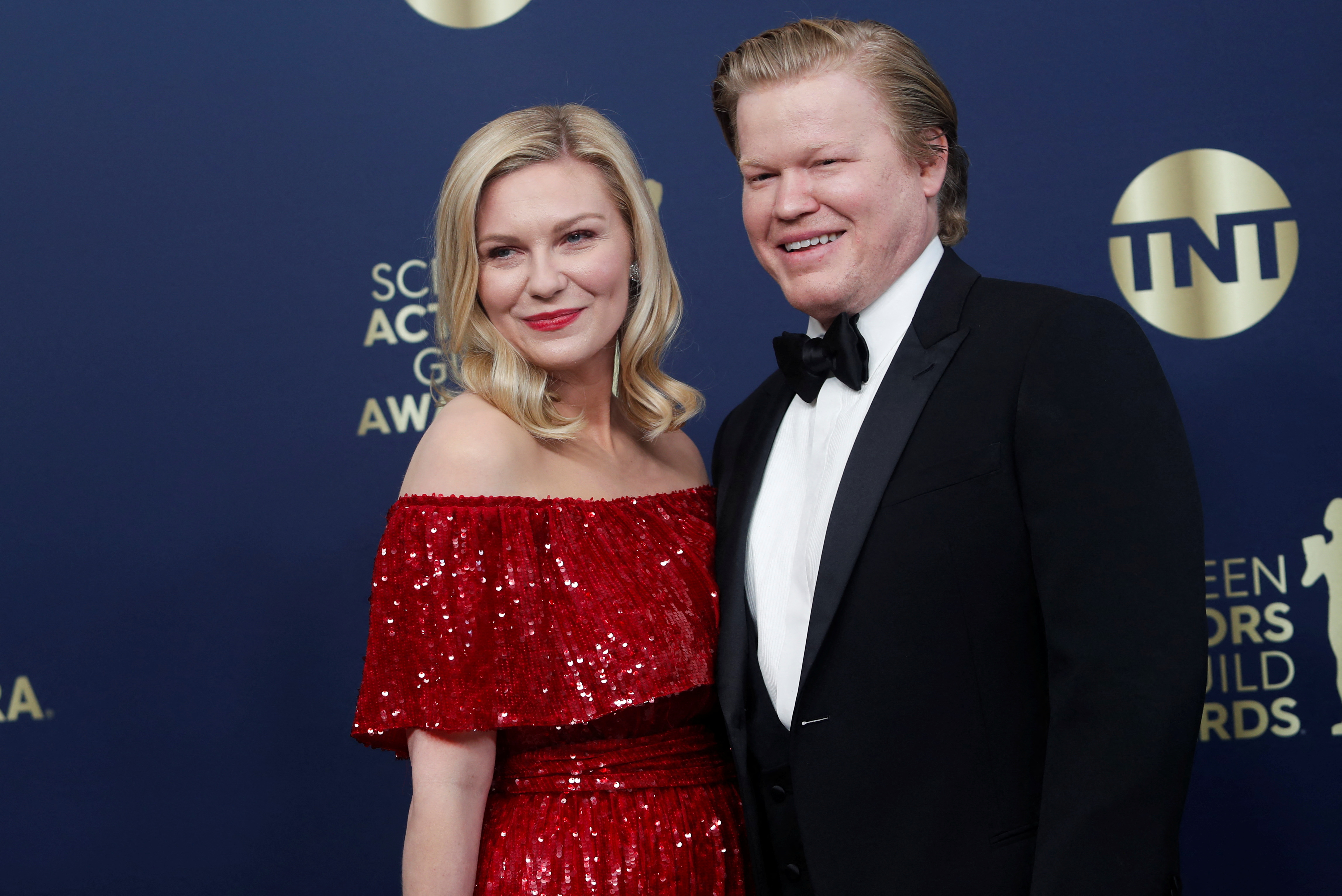 Kirsten Dunst y Jesse Plemons tienen una sólida relación (REUTERS/Aude Guerrucci)