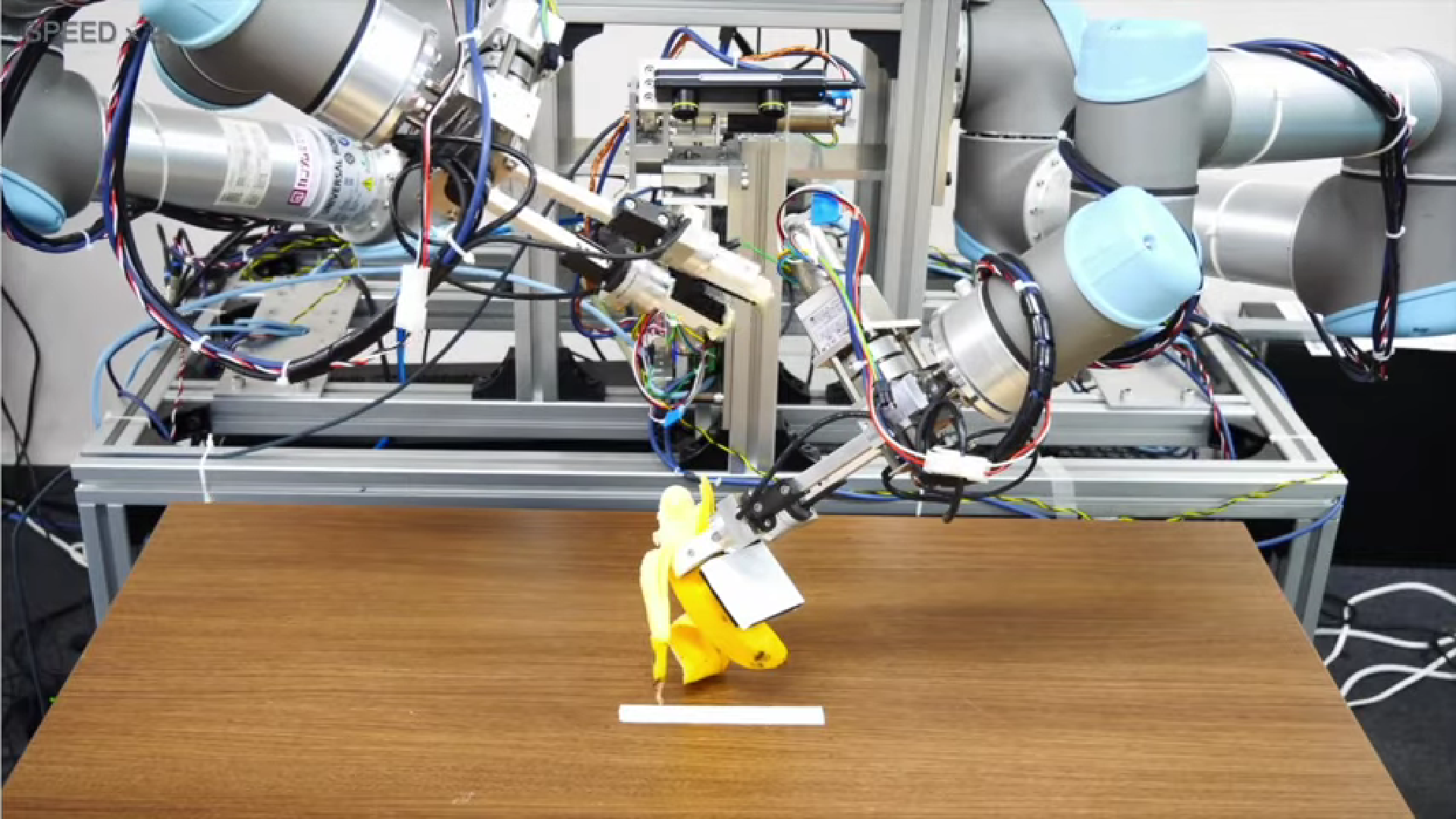 Ahora los robots también pueden pelar bananas