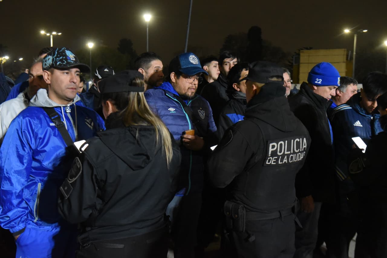 Bukele nombró a una militar como Ministra de Educación: las nuevas reglas para los alumnos
