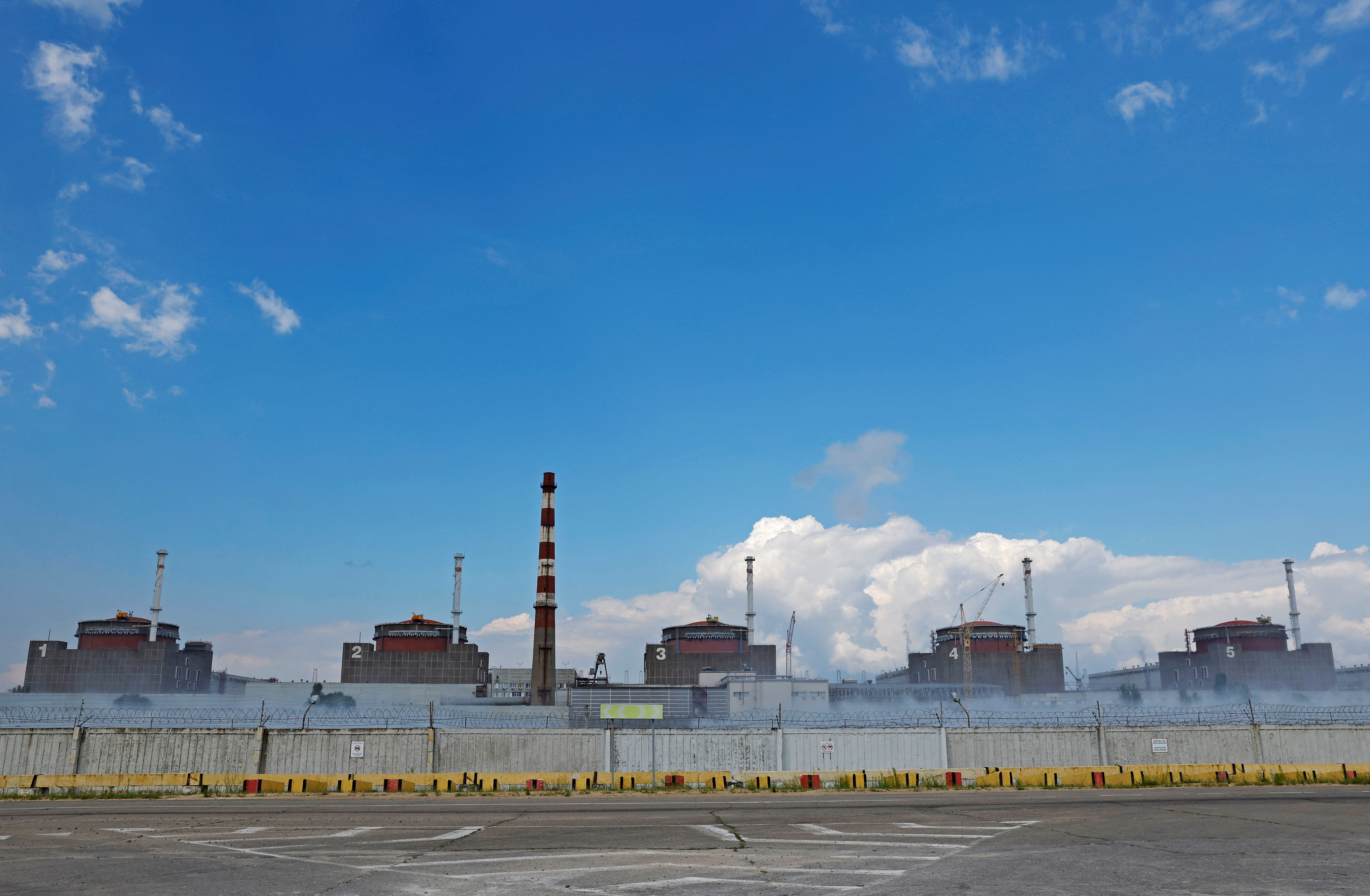 Vista de los reactores de la planta de Zaporizhzhia (REUTERS/Alexander Ermochenko)