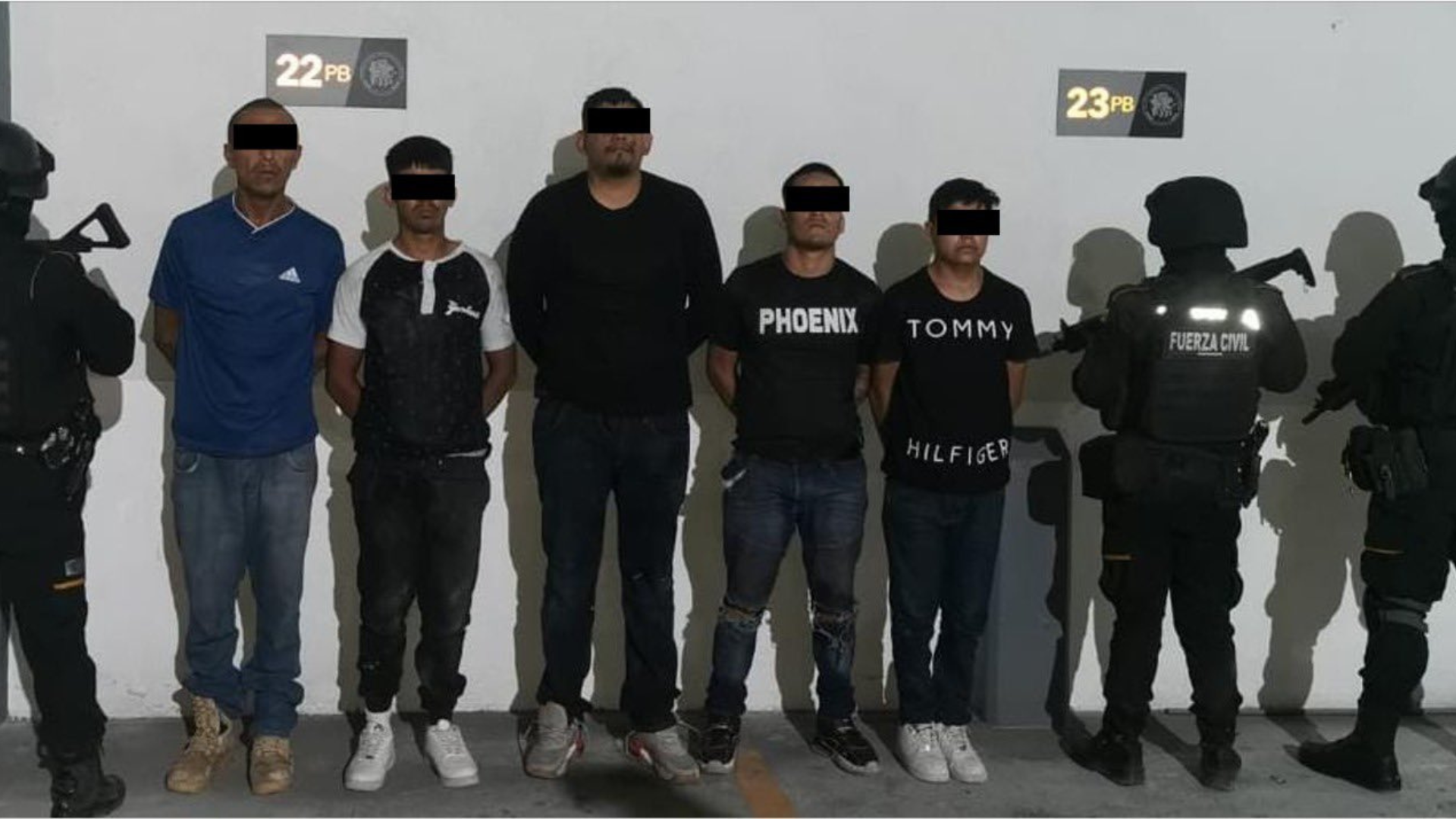 Desarticularon a célula criminal en Nuevo León con armas, droga y equipo táctico
