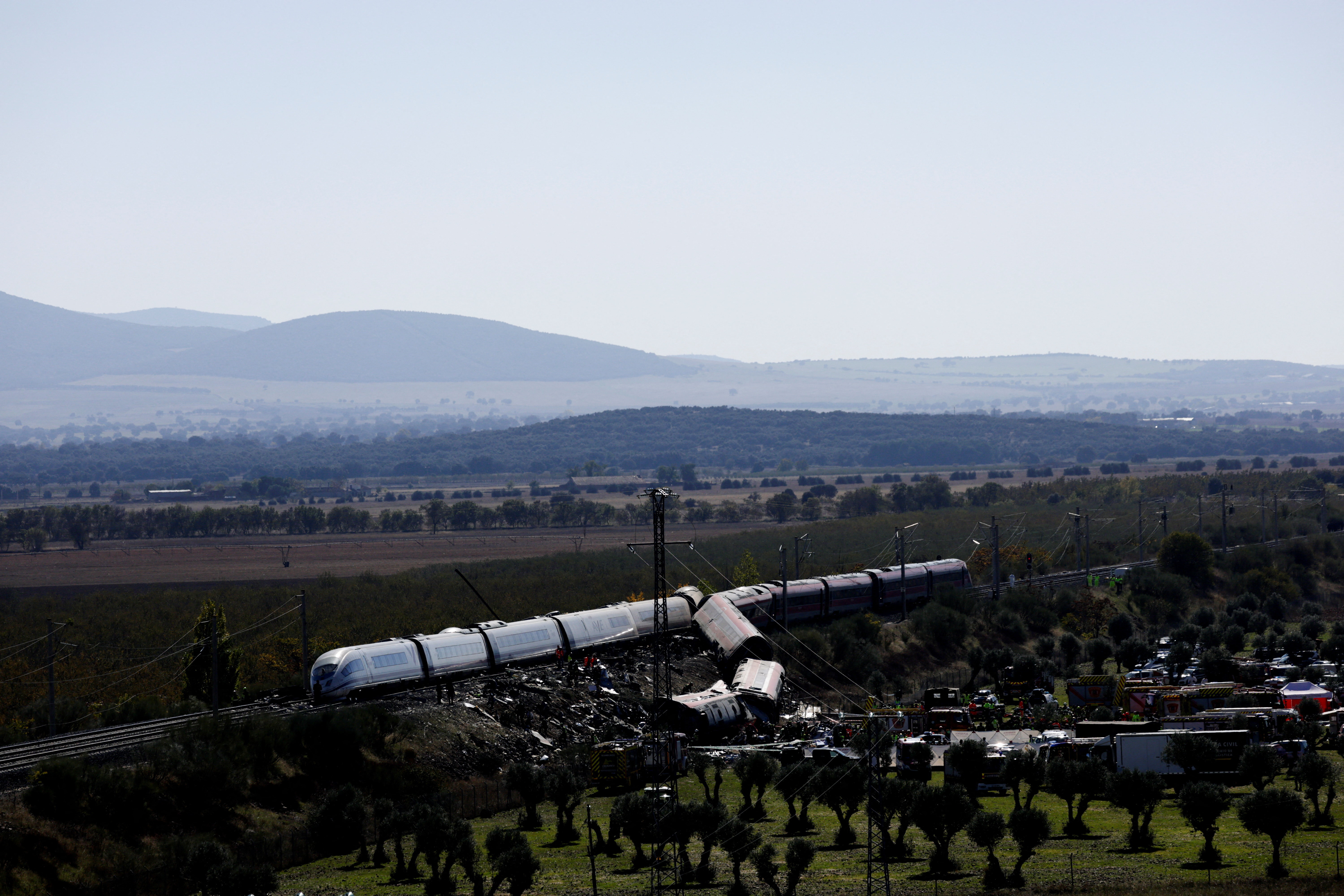 Cancillería confirmó que hay al menos un argentino muerto tras el accidente de trenes en España