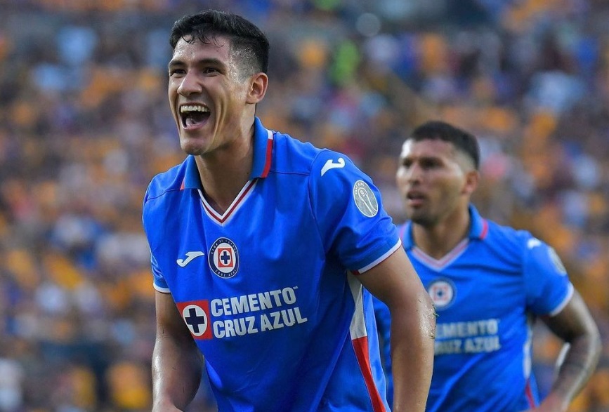 Uriel Antuna no habría podido concretar su salida de Cruz Azul y perdió la oportunidad de irse al Panathinaikos (Instagram/ @urielantuna90)