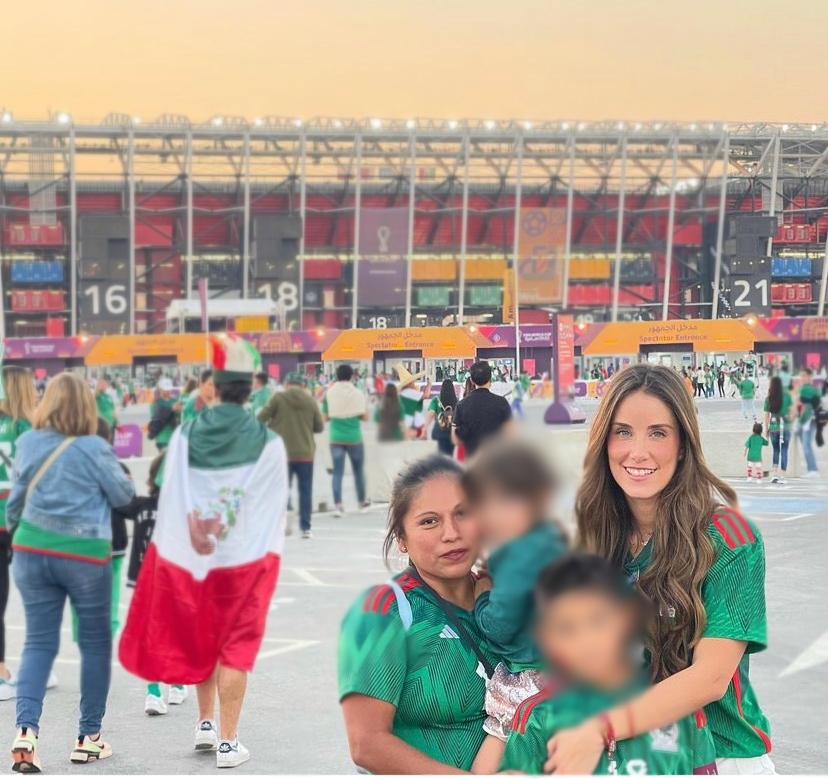 Sandra de la Vega, esposa del centrocampista, compartió una fotografía que dividió las opiniones entre internautas (Foto: Instagram / @sandradlv)