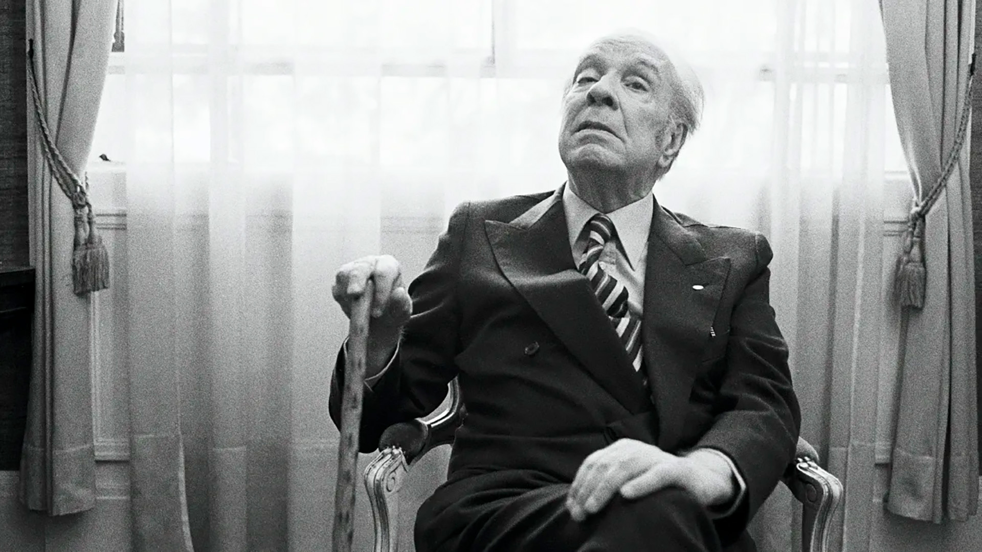 Jorge Luis Borges, un mundo en su pluma.