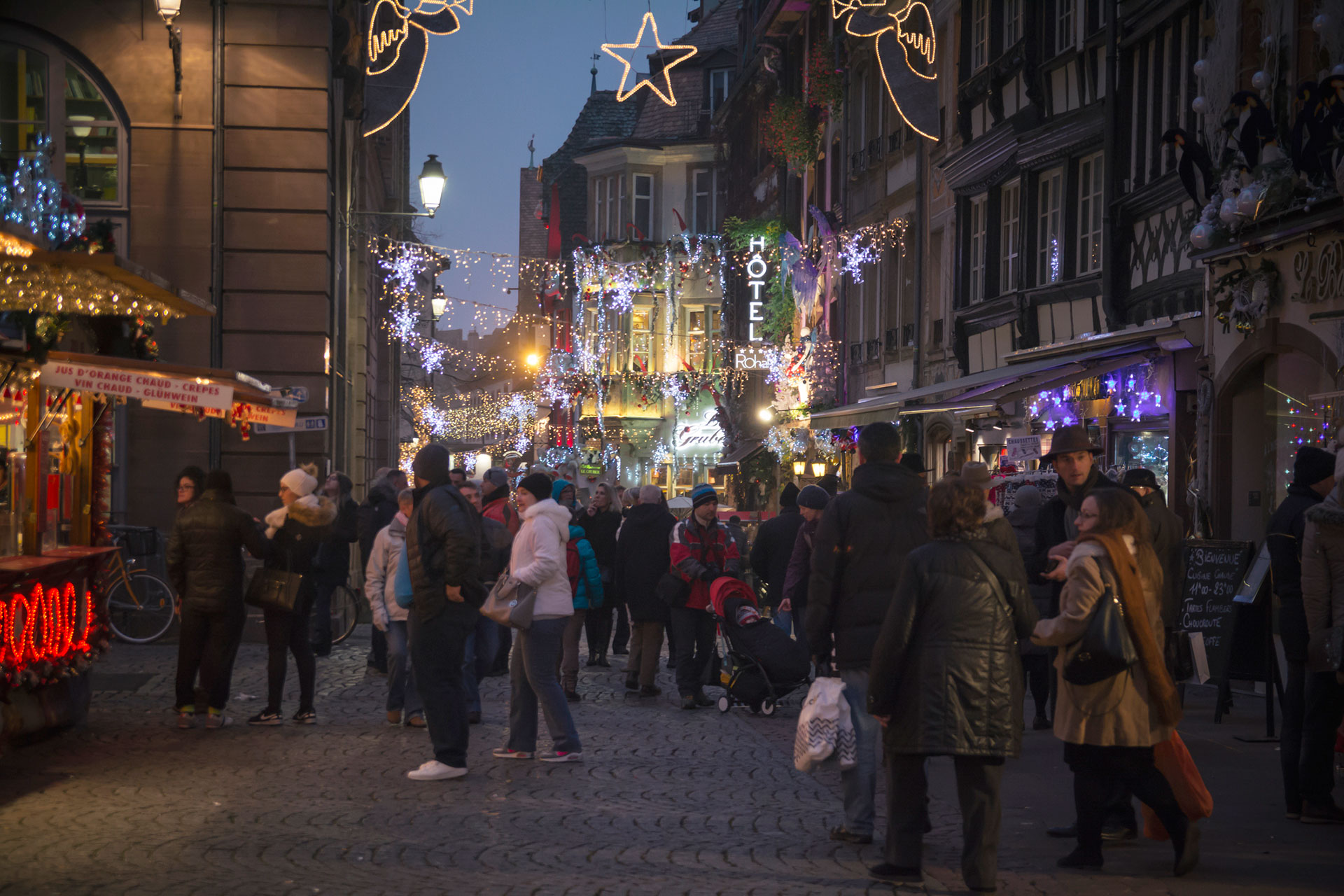 En 2022 todos los mercados navideños de Colmar abren desde el 24 de noviembre hasta el 29 de diciembre