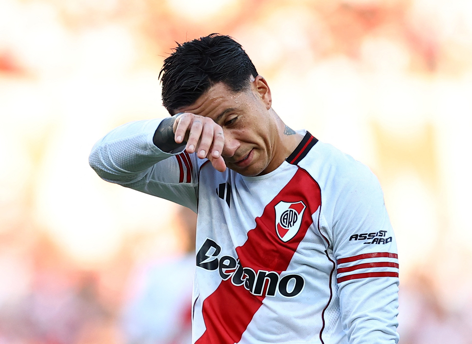 Driussi fue reemplazado a los 15 minutos del Supercl&aacute;sico entre River Plate y Boca Juniors: su reacci&oacute;n al salir lesionado