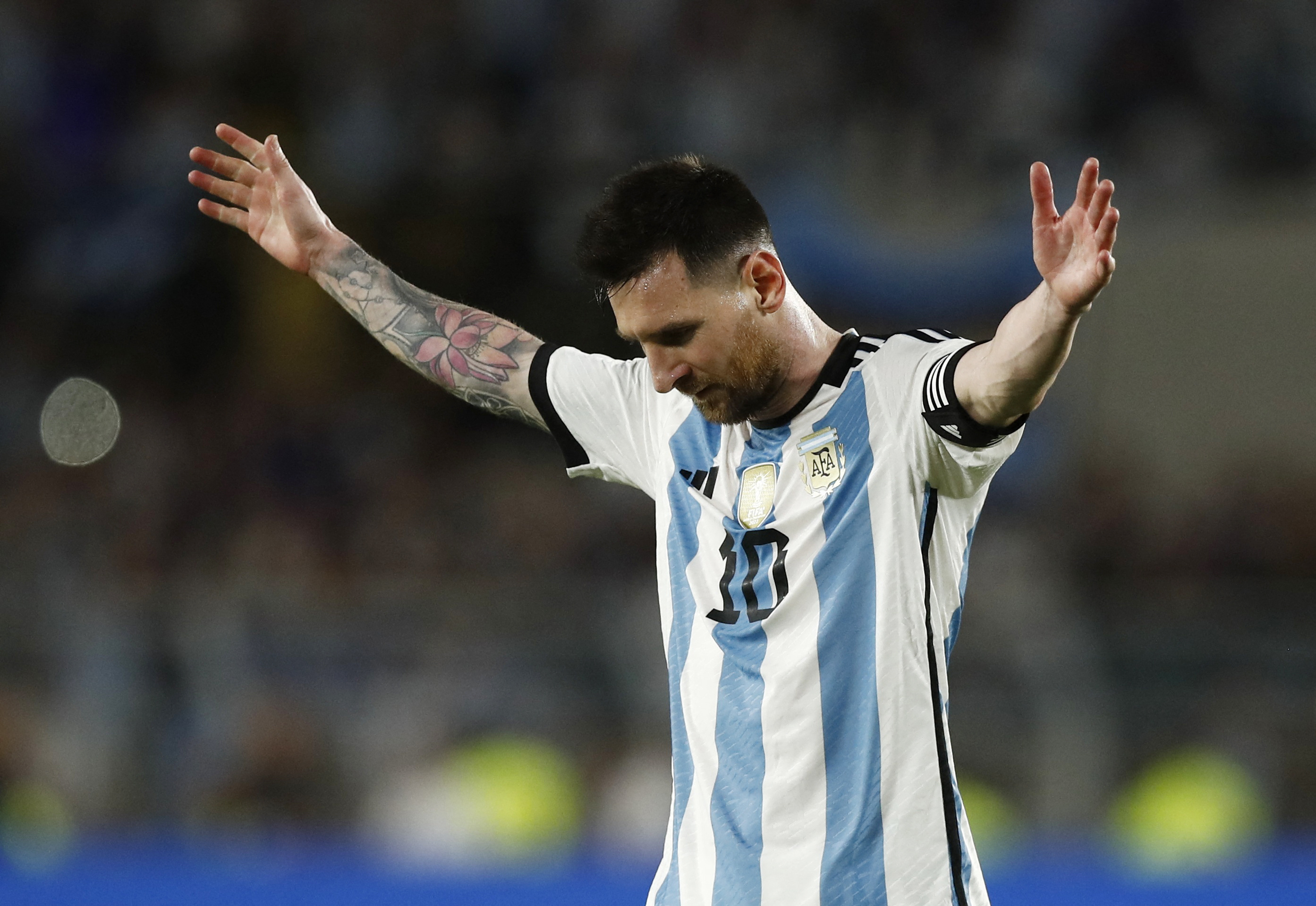 Leo Messi tiene opción para quedarse una temporada más en el PSG (REUTERS/Agustin Marcarian)