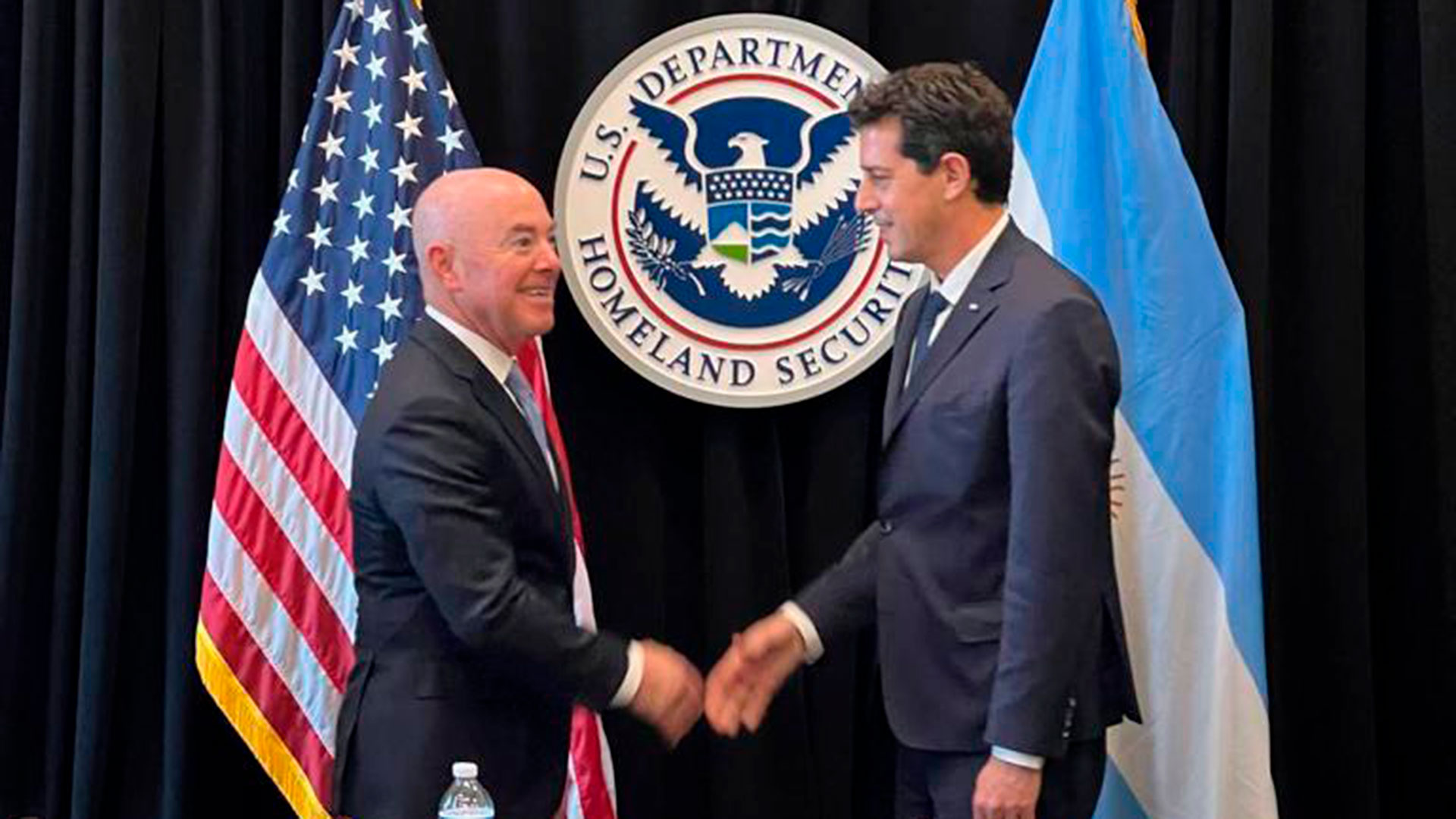 Wado de Pedro se reunió con el titular de Seguridad de Estados Unidos, Alejandro Mayorkas
