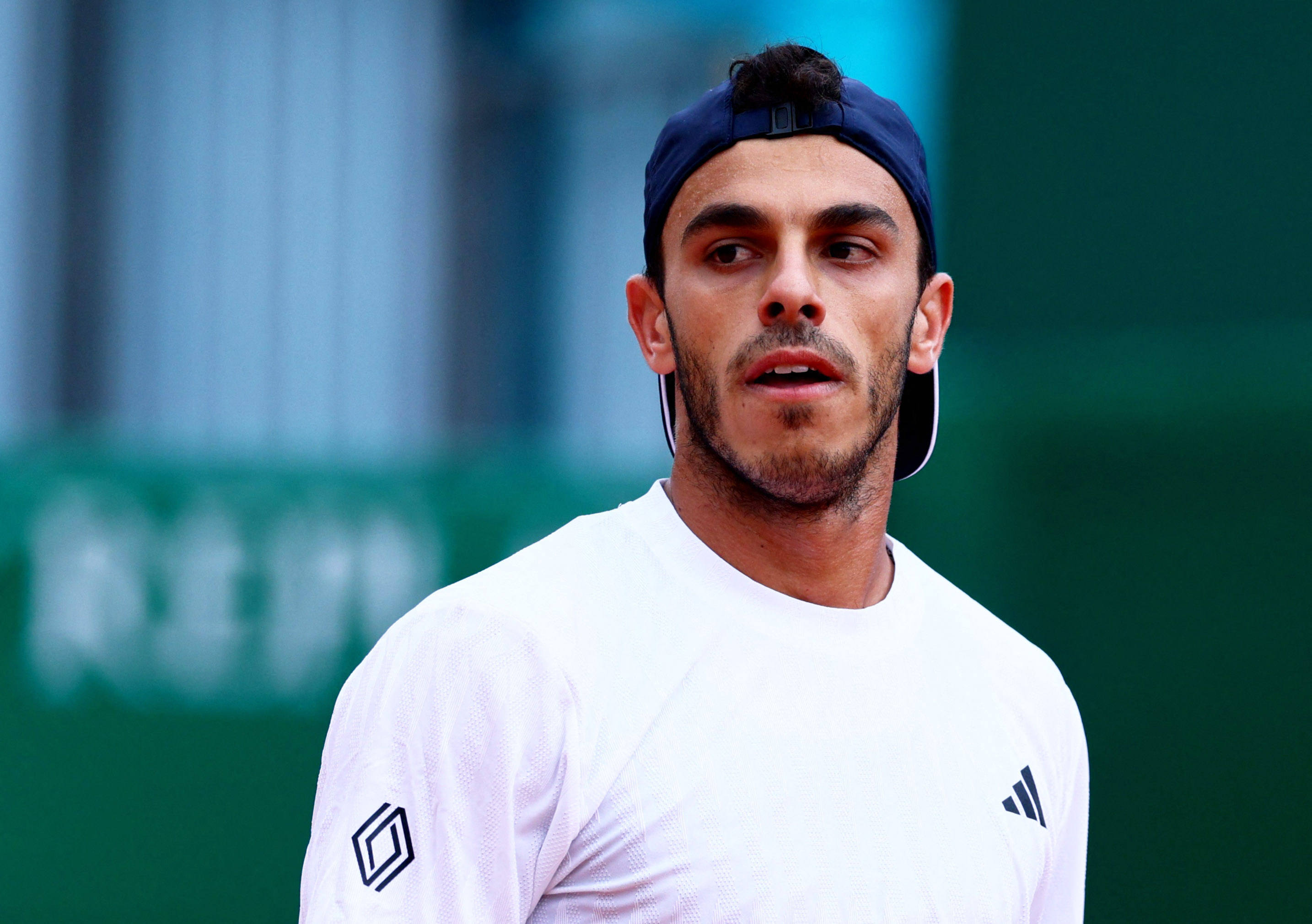 Francisco Cer&uacute;ndolo qued&oacute; eliminado en Madrid y saldr&aacute; del Top 20: Tom&aacute;s Etcheverry ser&aacute; el nuevo n&uacute;mero 1 argentino