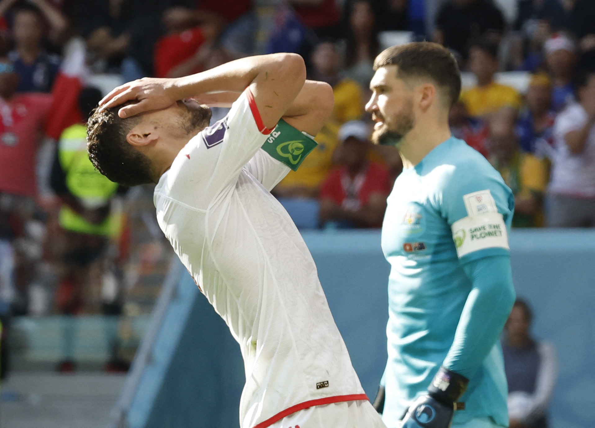 Youssef Msakni no puede creer haber perdido el primer gol para Túnez |  REUTERS/Suhaib Salem