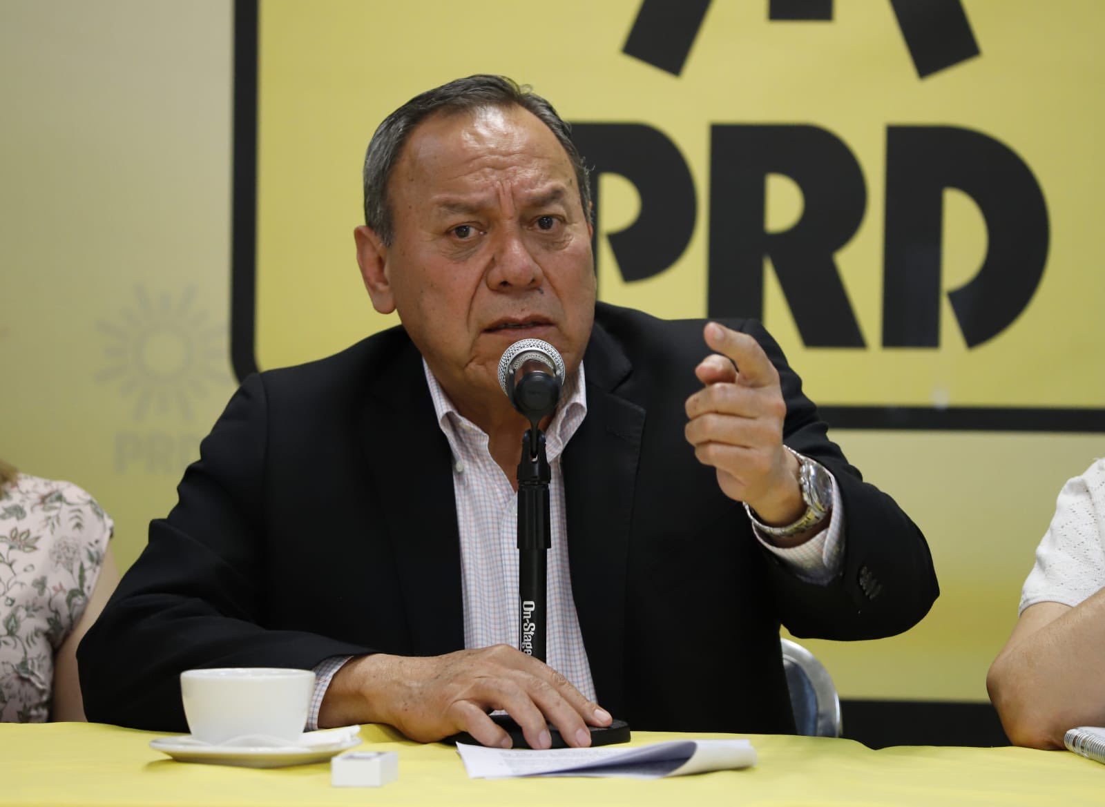 PRD rechazó que Va por México negociara Edomex y Coahuila con Morena