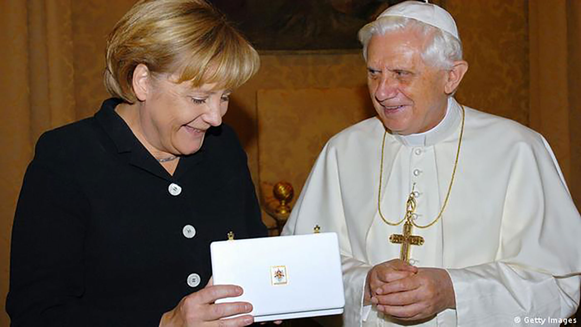 Benedicto XVI con Angela Merkel, entonces primera ministra de Alemania