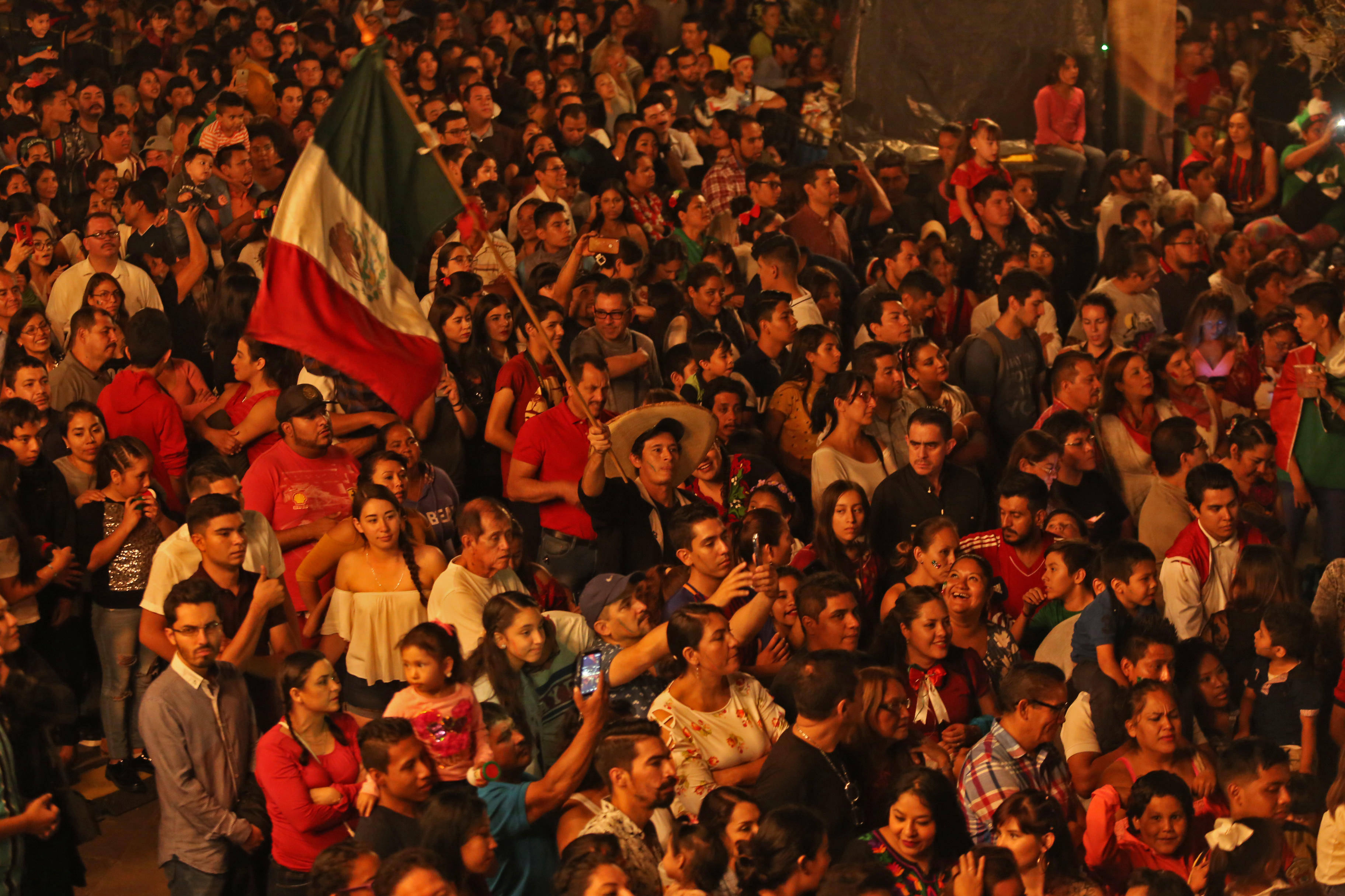 Según una encuesta, un 8% de la población a nivel nacional está muy interesada por festejar en un lugar público. (Foto: Fernando Carranza García/Cuartoscuro)