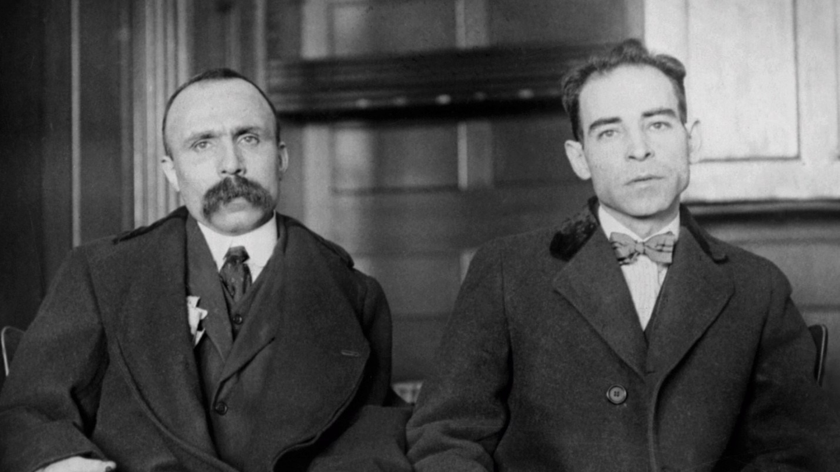 Nicola Sacco y Bartolomeo Vanzetti eran anarquistas italianos que fueron juzgados, sentenciados y ejecutados en la silla eléctrica  en 1927 en Estados Unidos por presunto robo a mano armada y asesinato. Eran inocentes. 