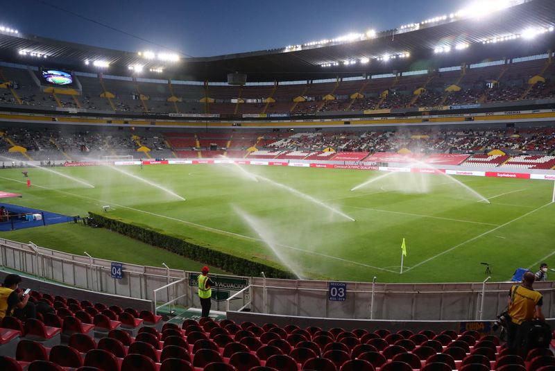 Por ley Antitabaco no se podrá fumar en ningún estadio en México