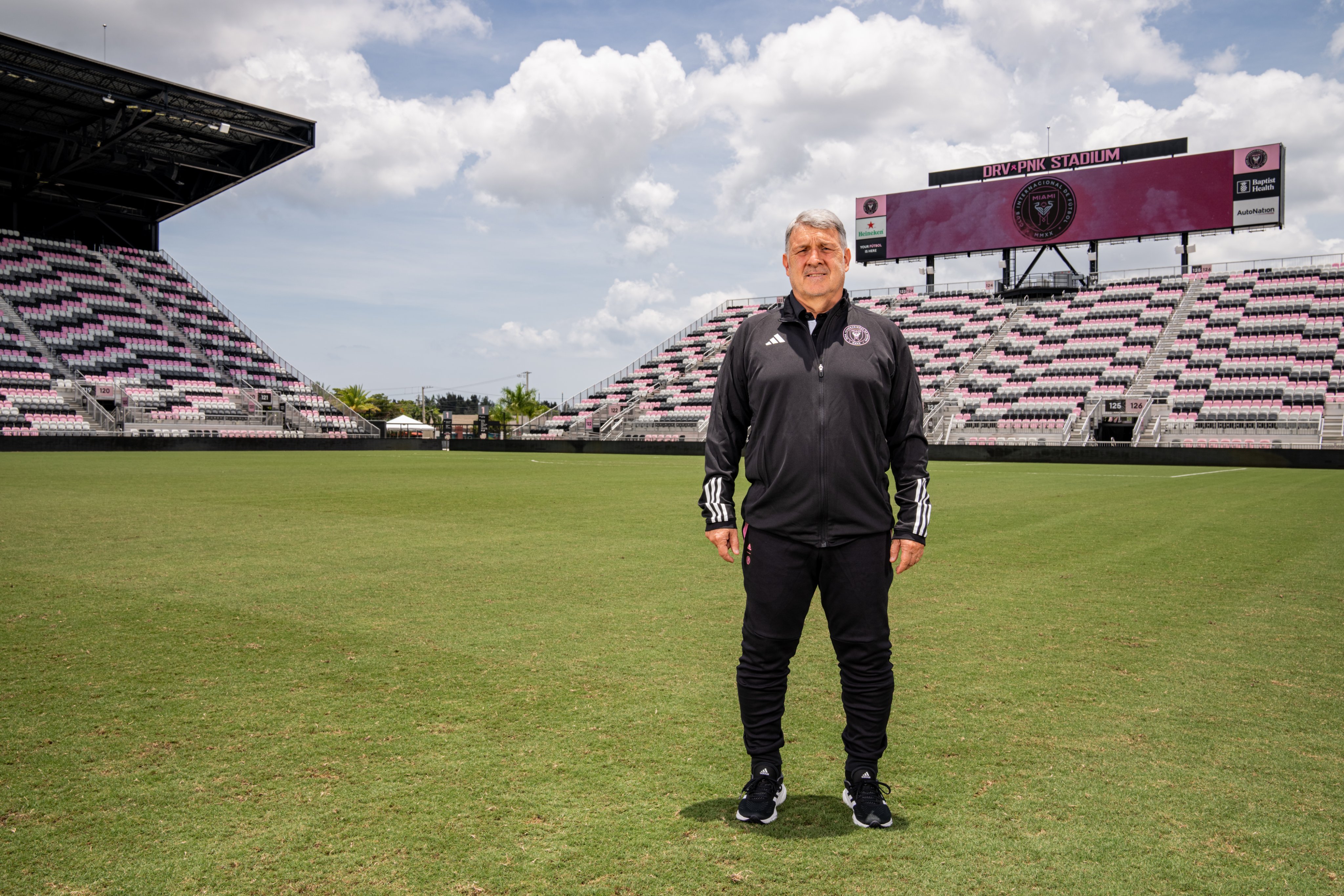 Tata Martino fue oficializado como entrenador del Inter Miami de la MLS (@InterMiamiCF)