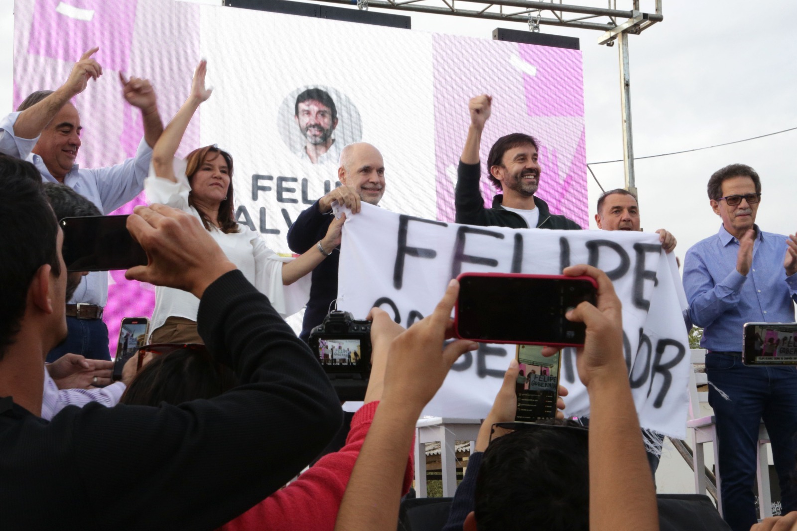 Una pelea abierta entre los candidatos de Juntos por el Cambio y La Libertad Avanza para la gobernación de La Rioja