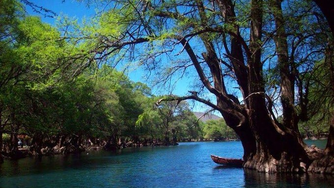 Lago Camécuaro. (Foto: Sectur)