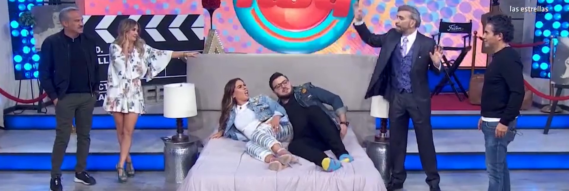 Escandaloso momento en “Hoy”: Galilea Montijo y Paul Stanley hicieron “la  cucharita” en la cama en vivo - Infobae