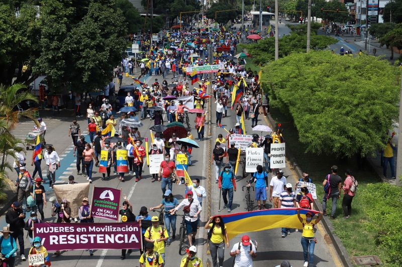 Colombia, agobiada por protestas, registró una inflación del 1% en mayo