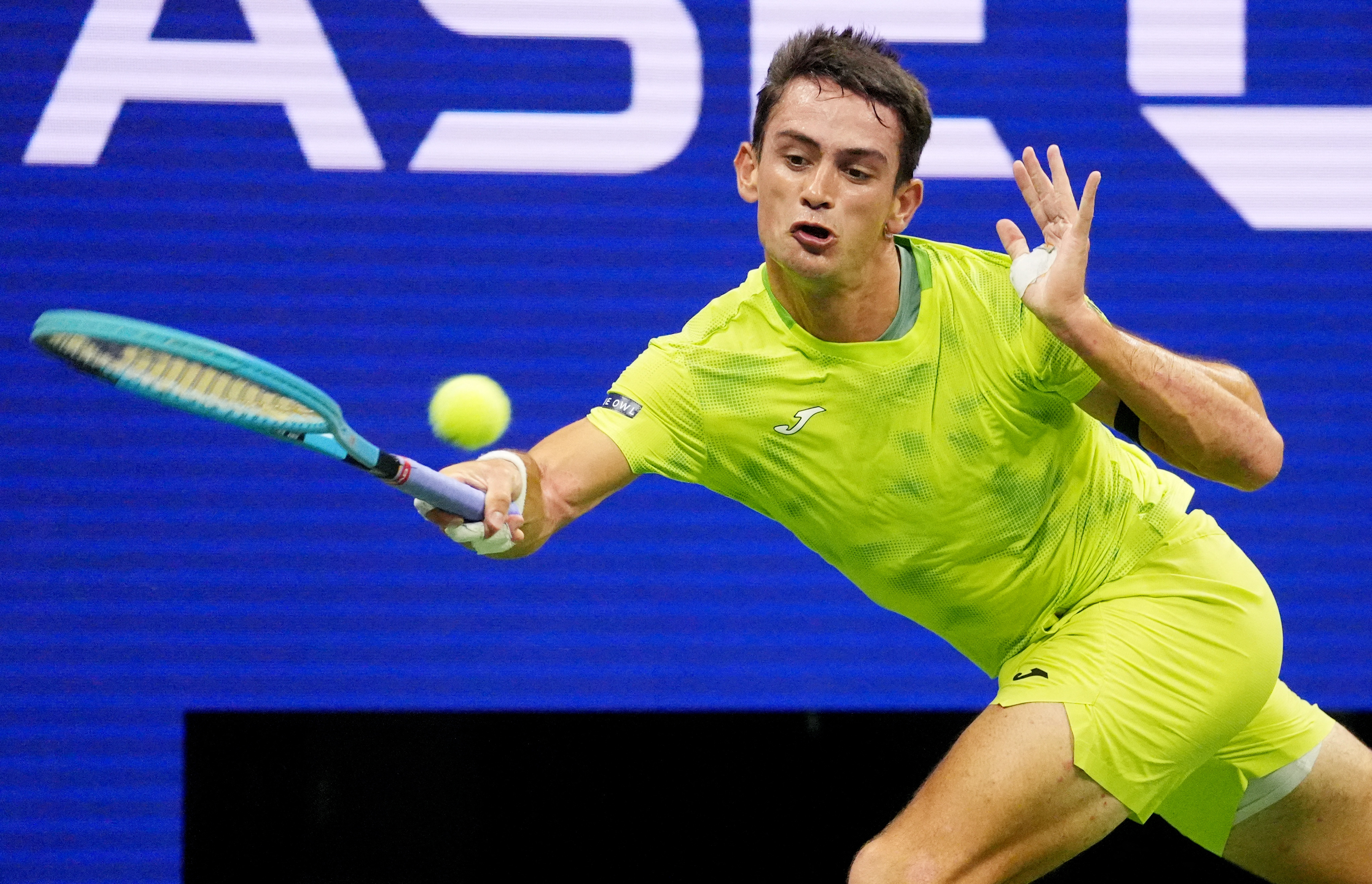 Hist&oacute;rico golpe del argentino Mariano Navone: venci&oacute; a Novak Djokovic en el US Open