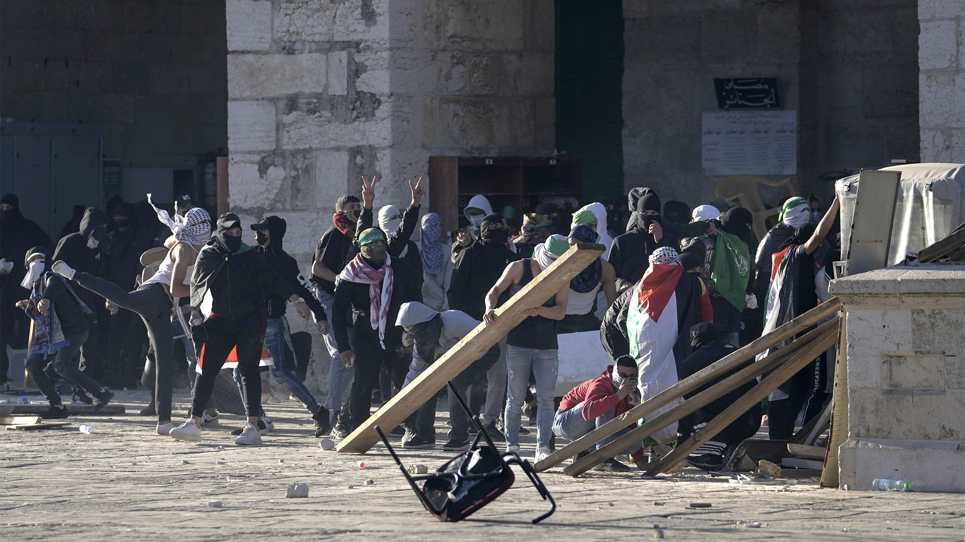 Estos disturbios se producen en un contexto de escalada tras cuatro ataques desde fin de marzo en Israel (AP/Mahmoud Illean)