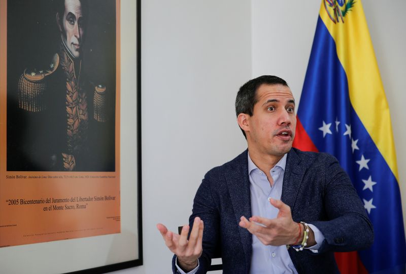 El presidente interino nombrado por la oposición, Juan Guaidó, en una entrevista en Caracas en enero de 2022. Ese experimento político fracasó. REUTERS/Leonardo Fernandez Viloria